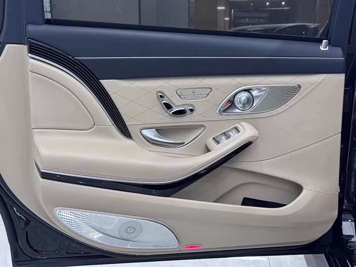 Maybach S-Class 2019 S 680 — фото 20