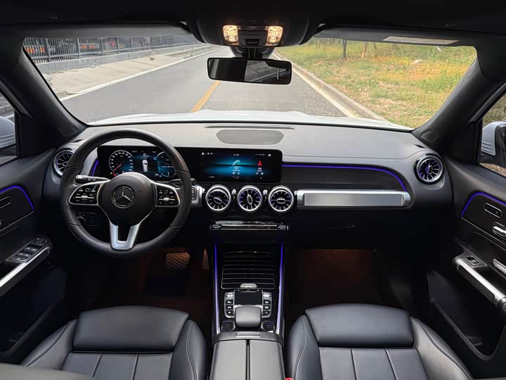Mercedes-Benz GLB 2021 GLB 200 — фото 9