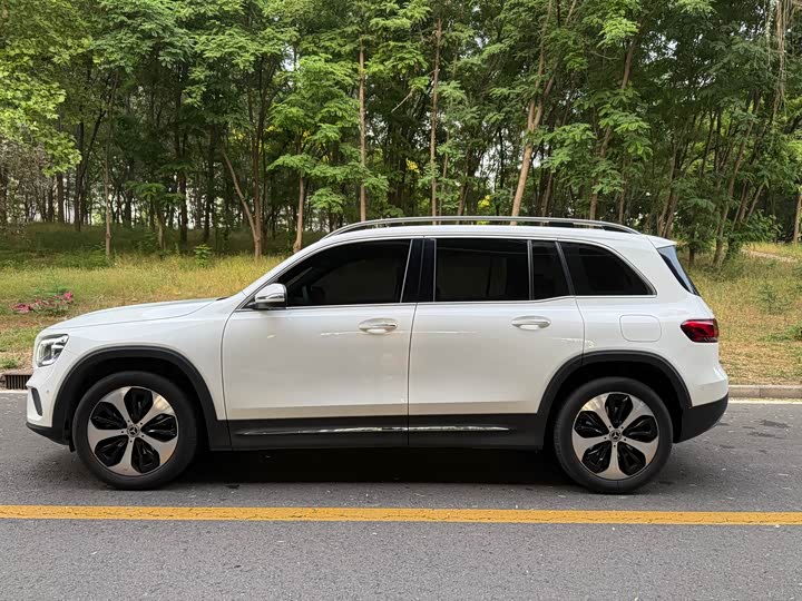 Mercedes-Benz GLB 2021 GLB 200 — фото 3