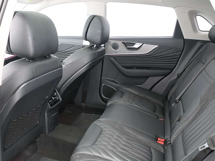 Hongqi HS5 2023 2.0 T 4 WD Pro 50 — фото 9