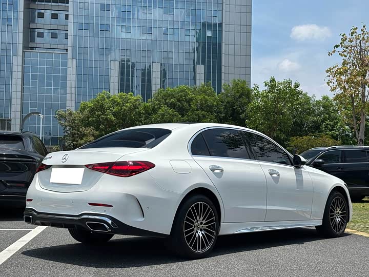 Mercedes-Benz C-Class — фото 15