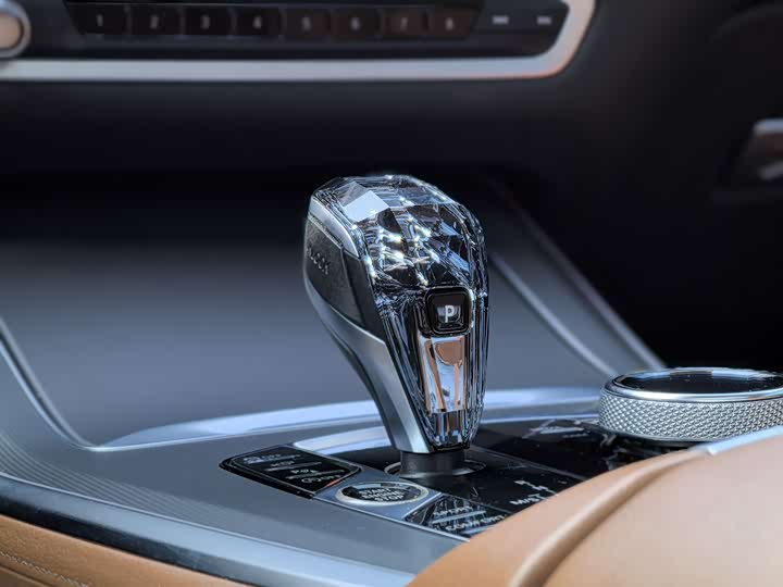 BMW X5 2020 x Drive 40i M — фото 14