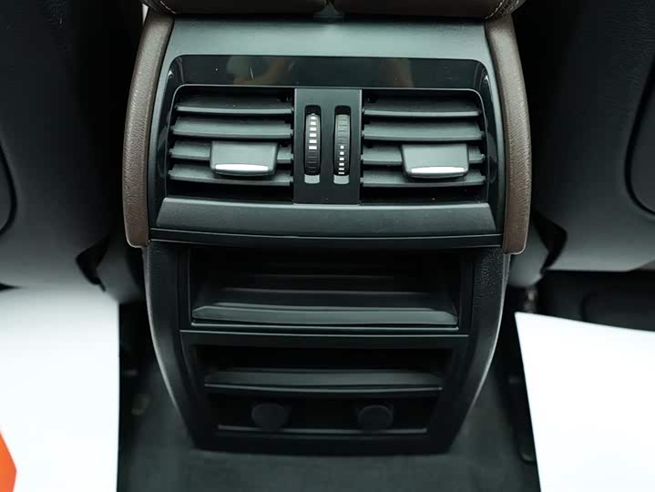 BMW X5 2018 x Drive 35i MSport — фото 13