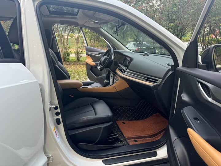 Changan CS55 PLUS 2022 1.5 T DCTPremium — фото 10