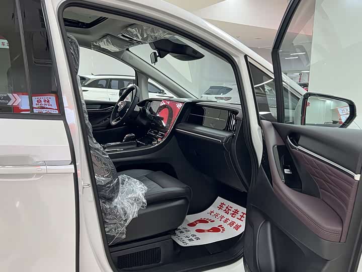 Trumpchi M8 2024 400 T — фото 12