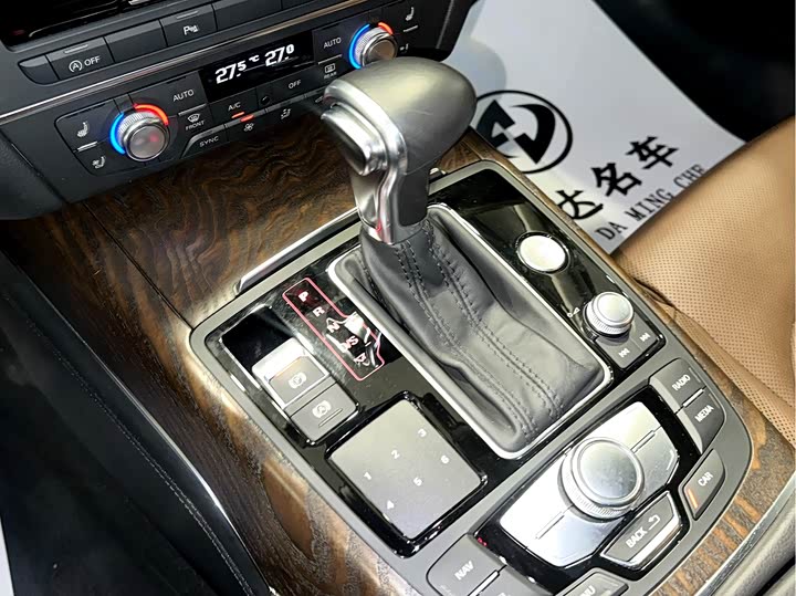 Audi A6L 2014 50 TFSI quattro Luxury — фото 16