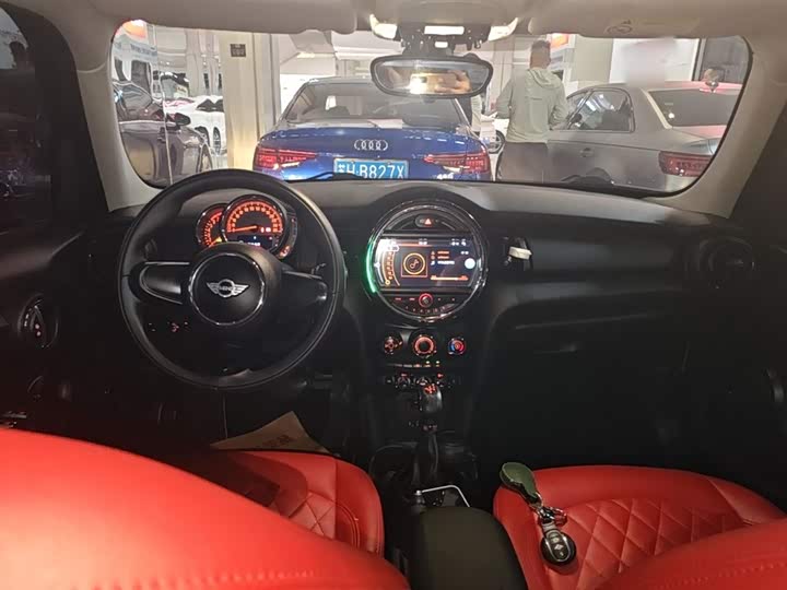 MINI Hatch — фото 10