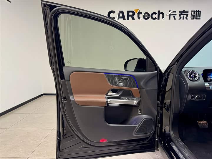 Mercedes-Benz GLB 2024 GLB 220 — фото 17