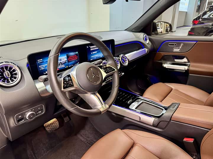 Mercedes-Benz GLB 2024 GLB 220 — фото 24