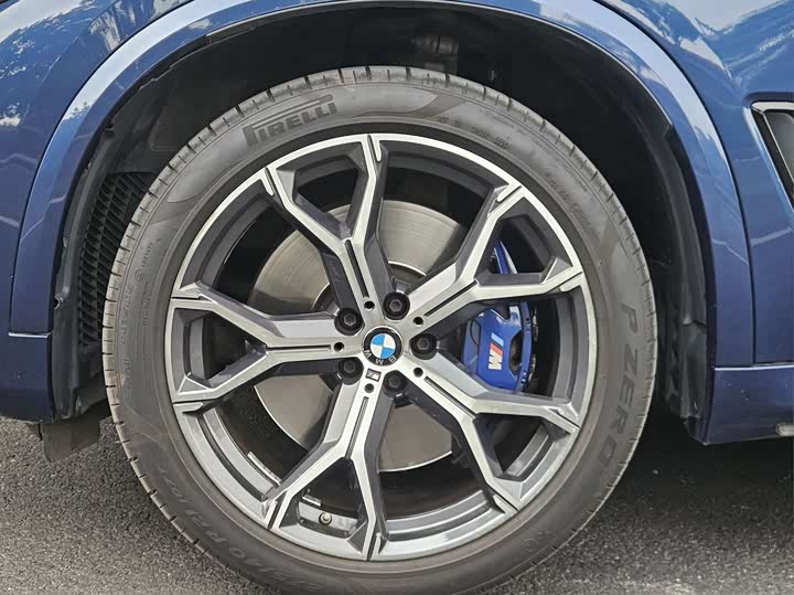 BMW X5 2019 x Drive 40i M — фото 21