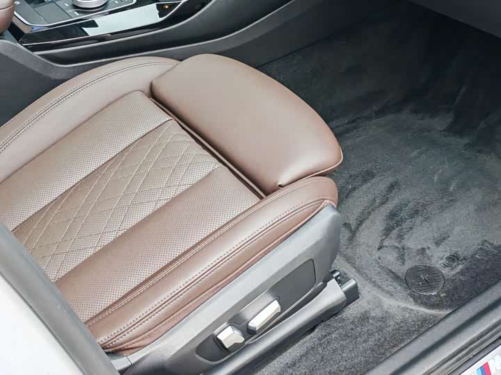 BMW X3 2022 x Drive 30i Leading M — фото 16