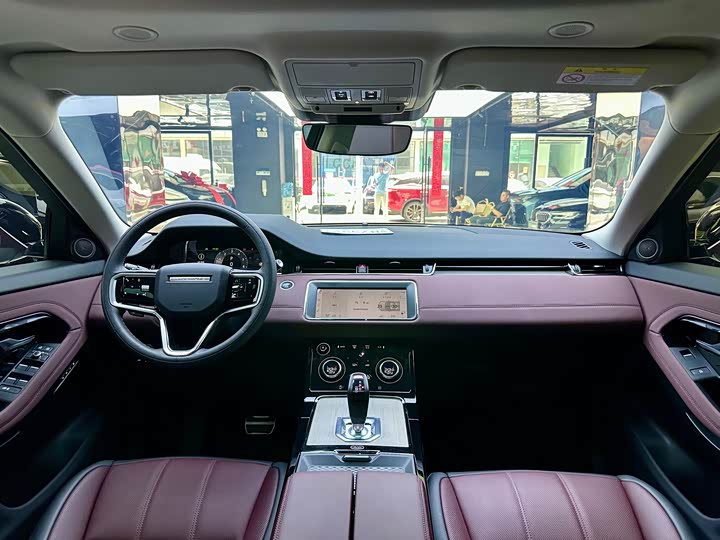 Land Rover Range Rover Evoque — фото 13