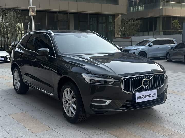 Volvo XC60 2020 T 5 4 WD — фото 5