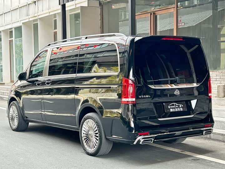 Mercedes-Benz V-Class 2021 V 260 — фото 23