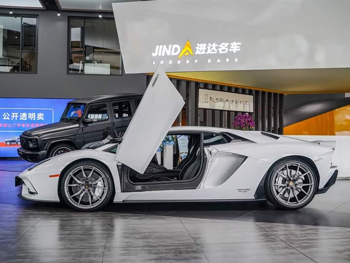 Lamborghini Aventador 2017 Aventador S — фото 12