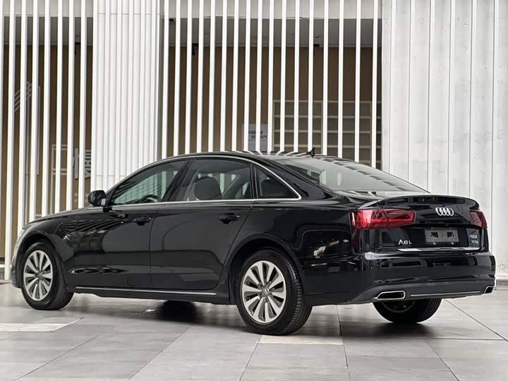 Audi A6L TFSI — фото 6