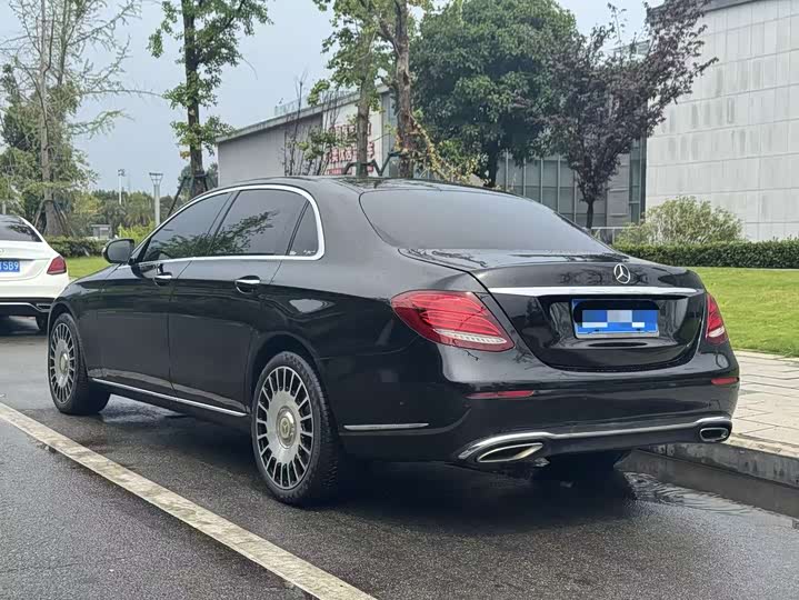 Mercedes-Benz E-Class E 320 L 4MATIC — фото 6
