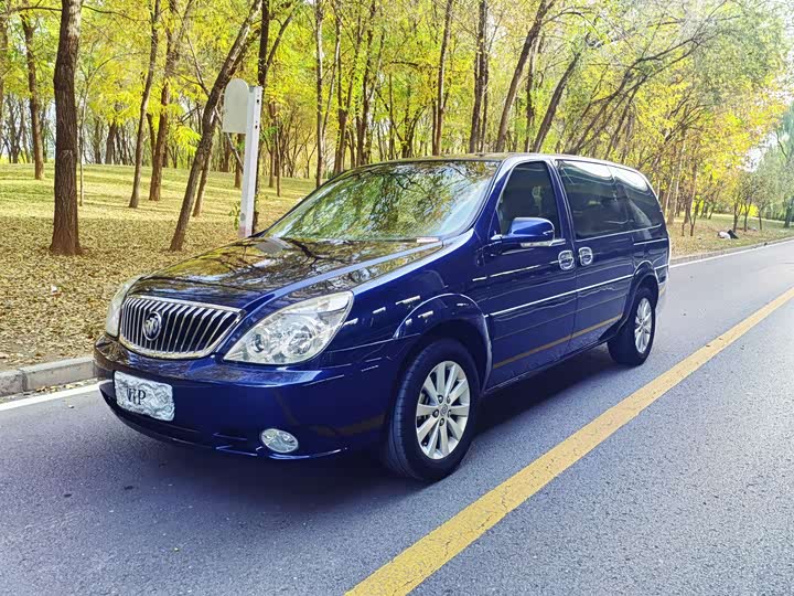 Buick GL 8 2014 2.4 L