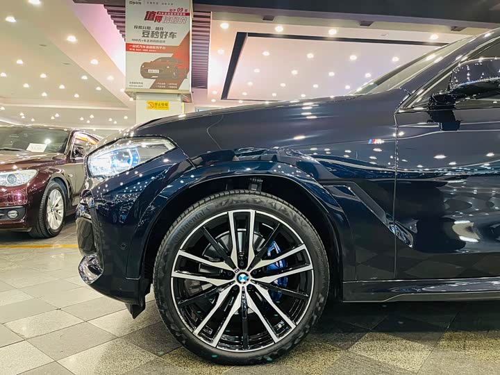 BMW X6 2022 x Drive 40i M — фото 20