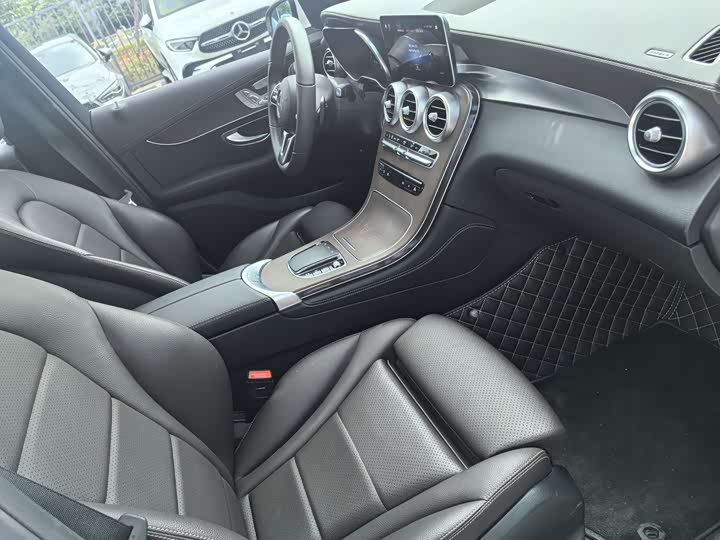 Mercedes-Benz GLC 2022 GLC 300 L 4 MATIC — фото 18