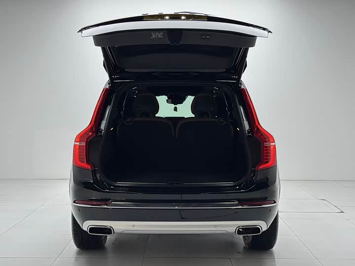 Volvo XC90 2021 B 6 7 — фото 21