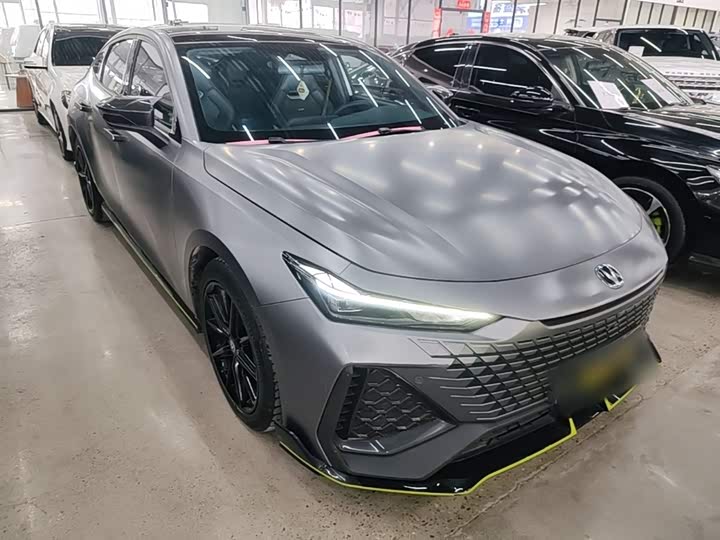 Changan UNI-V 2022 2.0 T — фото 4