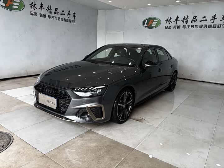Audi A4L 2024 40 TFSI quattro RS — фото 1