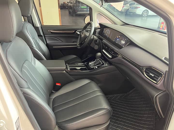 Trumpchi M6 2025 MAX 270 T WDCT — фото 11