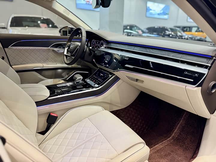 Audi A8 2024 A 8 L Horch — фото 9