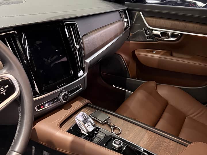 Volvo S90 2024 B 5 — фото 10