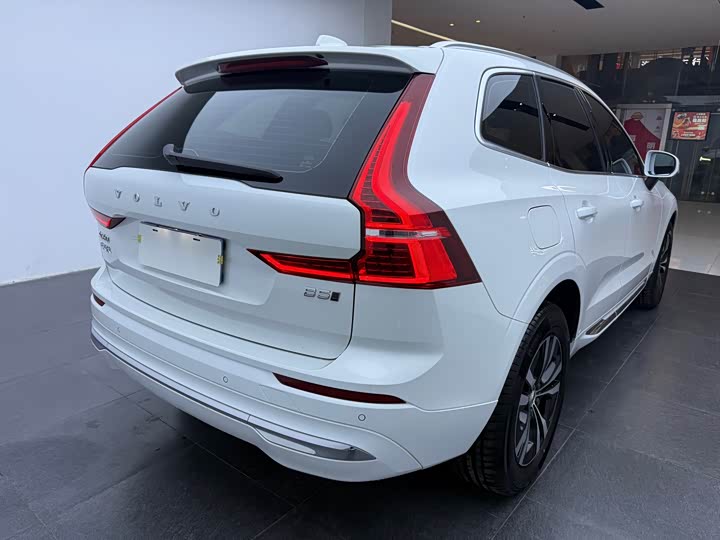 Volvo XC60 2022 B 5 4 WD — фото 10