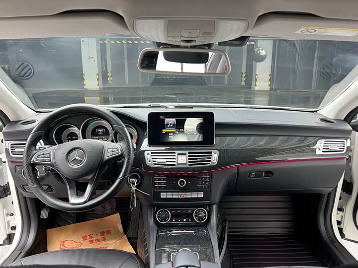 Mercedes-Benz CLS 2016 CLS 260 — фото 4