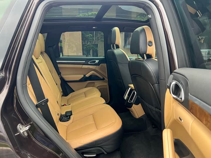 Porsche Cayenne 2015 Cayenne 3.0 T — фото 22