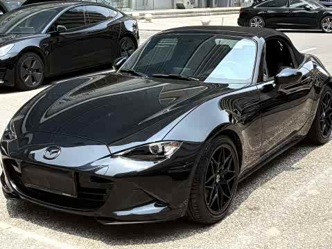 Mazda MX-5 2023 2.0 L — фото 10