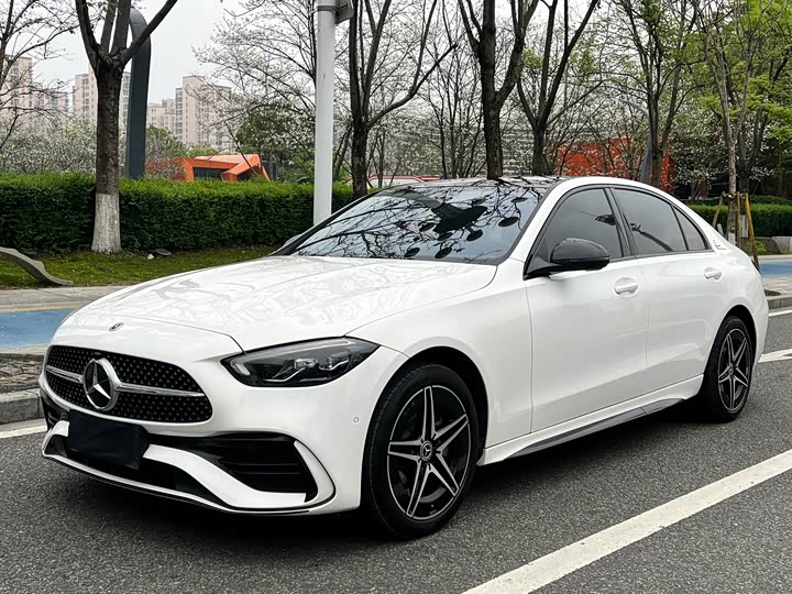 Mercedes-Benz C-Class 2024 C 260 L — фото 1