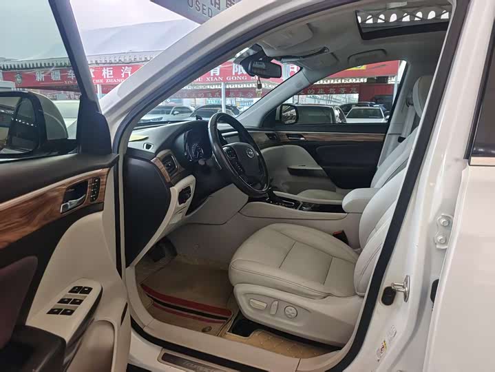 Trumpchi GS8 2017 320 T 4 WD ( ) — фото 4