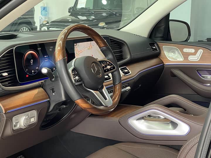 Mercedes-Benz GLS 2023 GLS 450 4 MATIC Luxury — фото 10