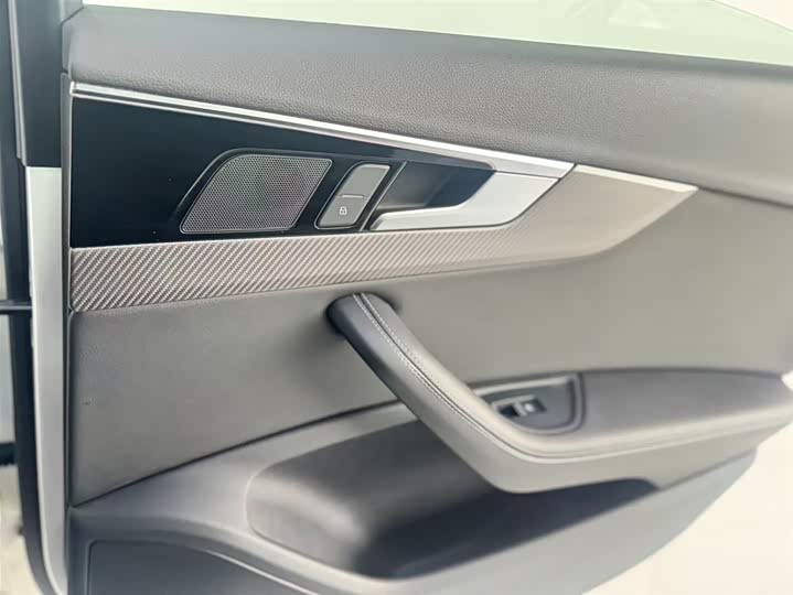 Audi A4L 2023 40 TFSI quattro — фото 12
