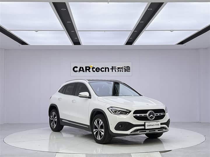 Mercedes-Benz GLA 2020 GLA 200 — фото 13