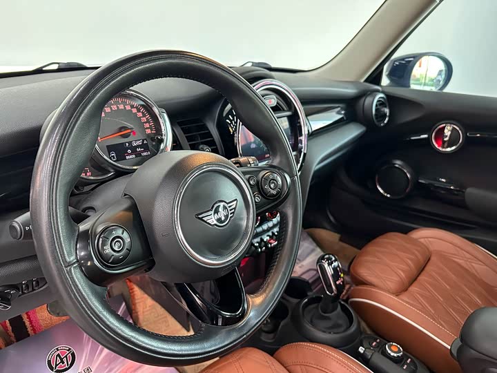 MINI Hatch — фото 17