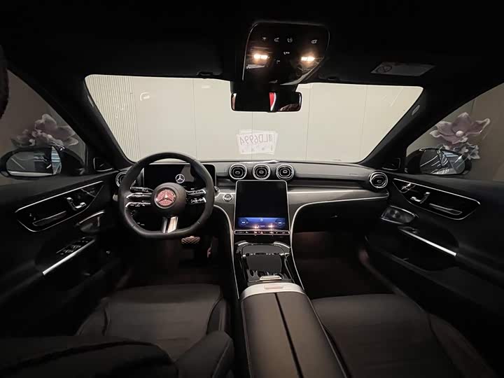 Mercedes-Benz C-Class 2023 C 260 L — фото 12