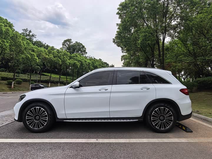 Mercedes-Benz GLC 2019 GLC 260 L 4 MATIC — фото 7