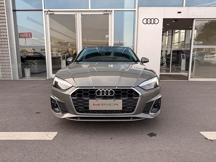Audi A5 2024 Sportback 40 TFSI — фото 2