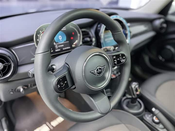 MINI Hatch — фото 15