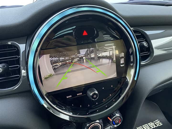 MINI Hatch — фото 18