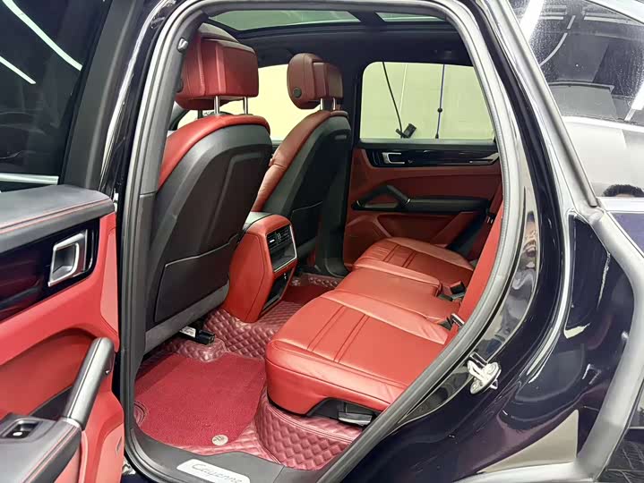 Porsche Cayenne 2020 Cayenne E-Hybrid 2.0 T — фото 7