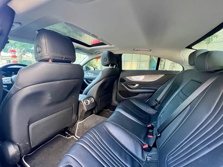 Mercedes-Benz CLS 2021 CLS 300 Luxury — фото 15