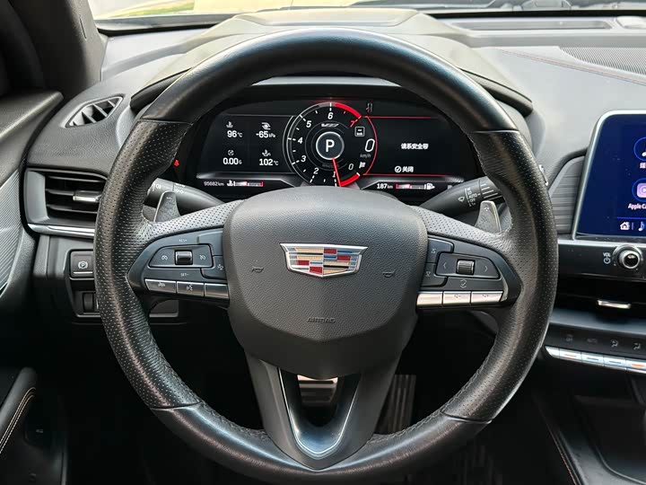 Cadillac CT 4 2021 28 T Premium — фото 8