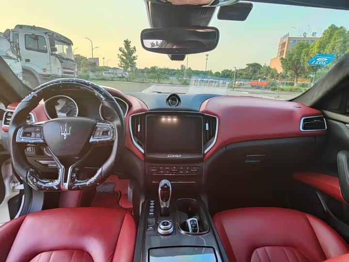 Maserati Ghibli 2017 3.0 T — фото 9