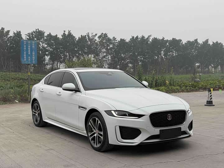 Jaguar XEL 2024 2.0 T 250 PS R-DYNAMIC S — фото 19
